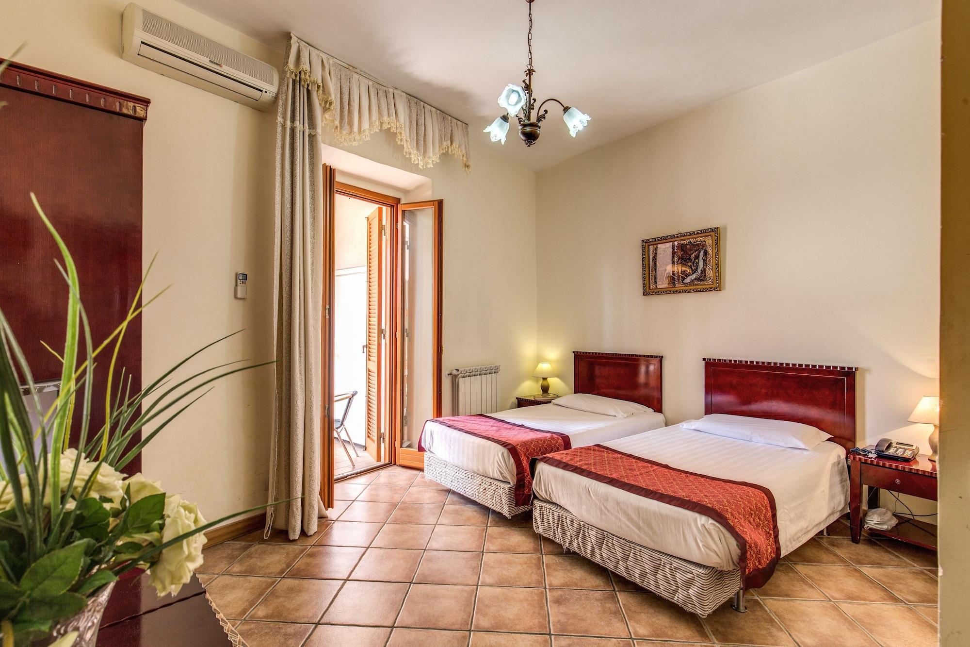 Portafortuna Guesthouse - Close To Colosseum Рим Экстерьер фото